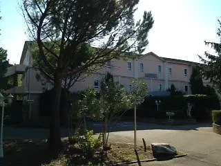 Lou Mistralou Hotel