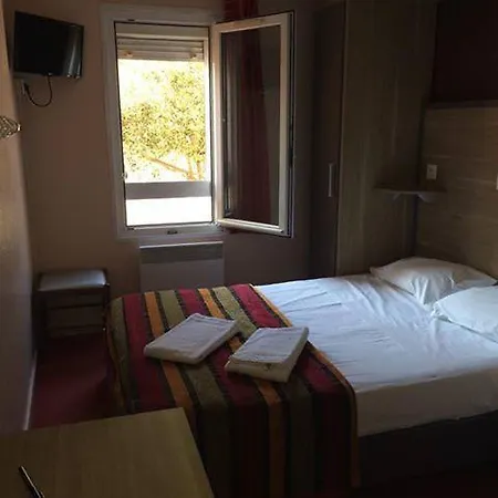 Hotel Lou Mistralou