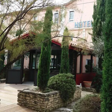 Hotel Lou Mistralou